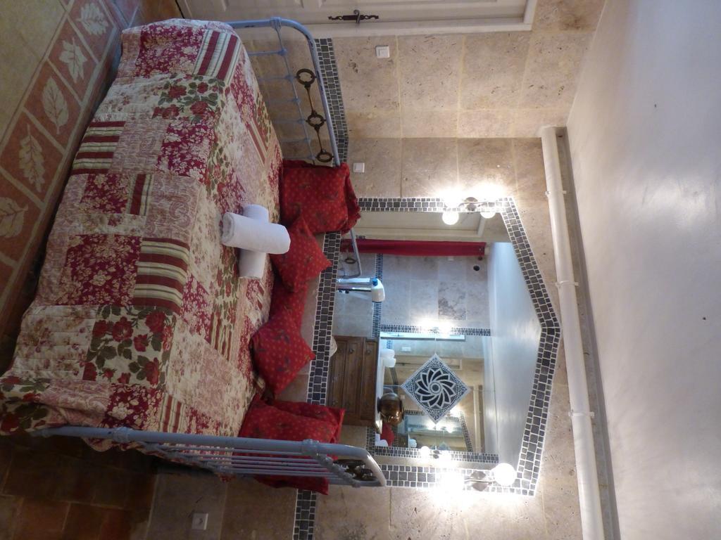 Mas De La Chapelle Hotel Arles Buitenkant foto